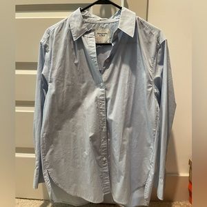 NWOT Oversized Abercrombie & Fitch Button Up